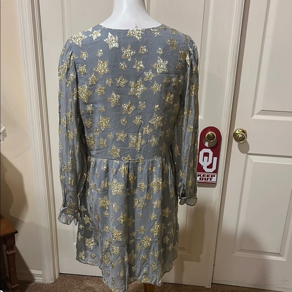 LOFT Gray Dress with Gold Star Design. Lined. Size Medium - Picture 5 of 12
